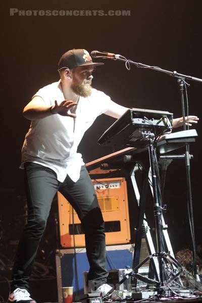 JACK GARRATT - 2015-11-12 - PARIS - La Cigale - 